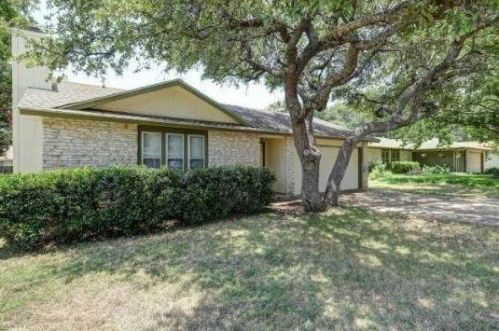 4105 Everest Ln, Austin TX  78727-5932 exterior