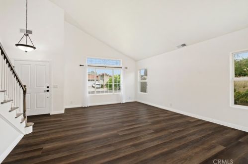 5172 Yearling Ave, Irvine CA  92604-2960 exterior
