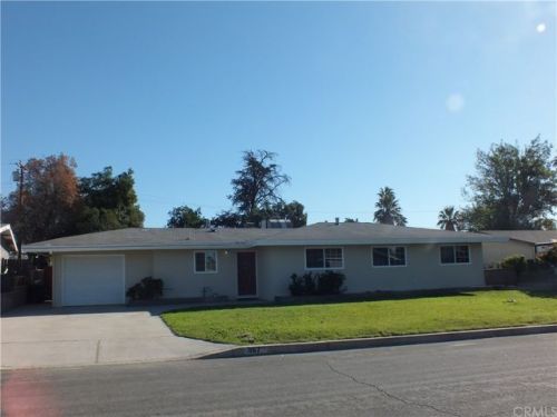 967 Alice Ave, Rialto, CA 92376-4208
