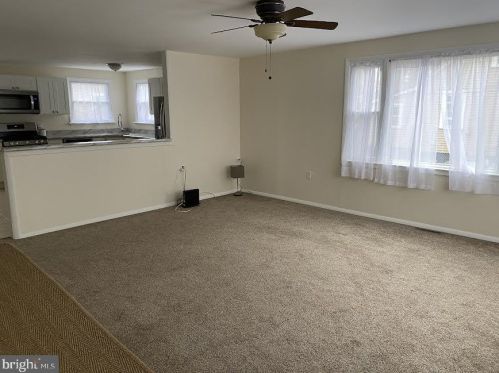 28 Chicory St, Browns Mills, NJ 08015-4335