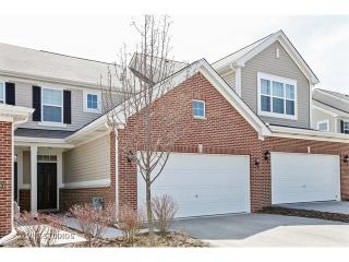 2822 Church Rd, Aurora, IL 60502-8905