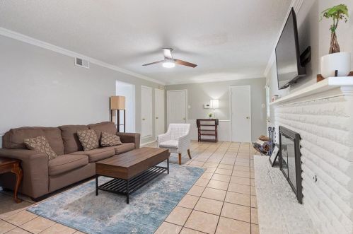 4229 Burning Tree Ln, Garland TX 75042-4607 exterior