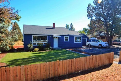 2520 27 St, Eagle Crest OR  97756-9390 exterior
