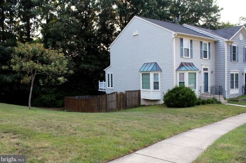7834 Bellwether Ct, Lorton, VA 22079-4342