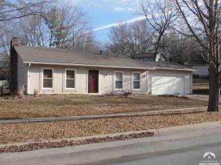 206 Rock Fence Pl, Lawrence, KS 66049-1914