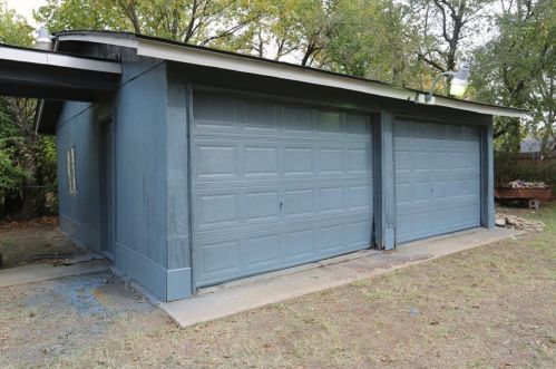 2113 Dillard St, Fort Worth TX  76105-4522 exterior