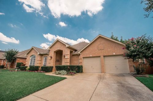 1116 Cripple Creek Dr, Lewisville, TX 75028-1457