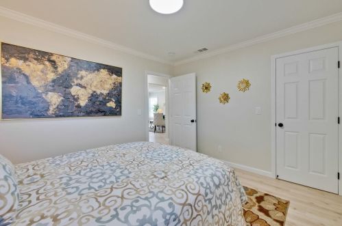 1053 Douglas Ct, San Leandro CA  94577-1469 exterior