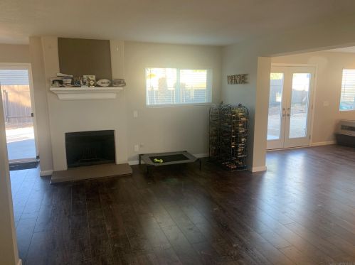5624 Golden Trails Way, Oceanside, CA 92057-5634