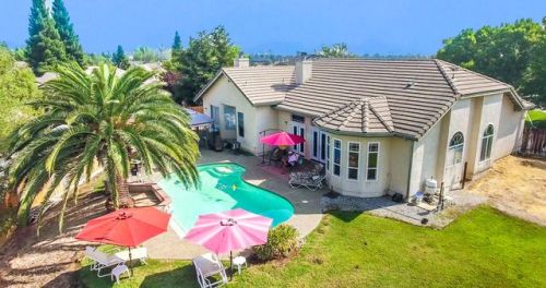 3470 Grey Cape Ct, Redding, CA 96003-5328
