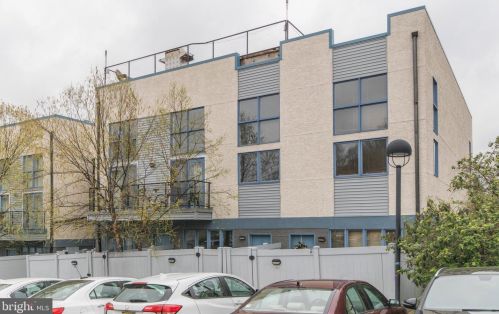 182 Gay St, Philadelphia PA  19128-4800 exterior