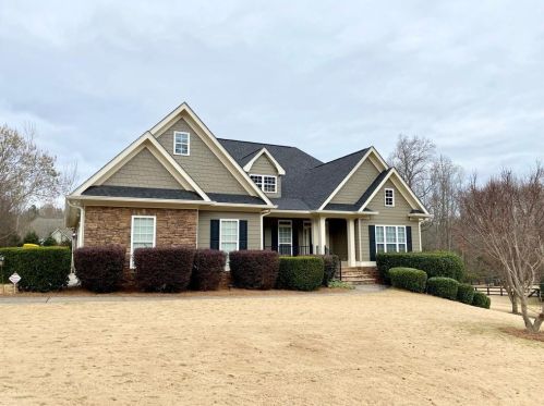 447 Summit View Dr, Jefferson, GA 30549-4027
