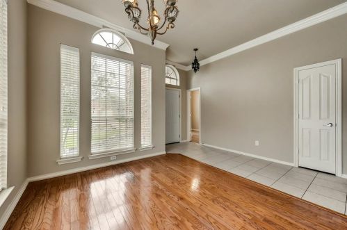 2712 Flint Rock Dr, Fort Worth TX  76131-2055 exterior