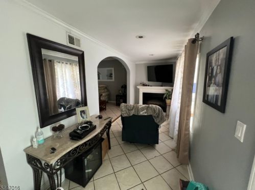 43 Edgewood Rd, Bloomfield, NJ 07003-2608