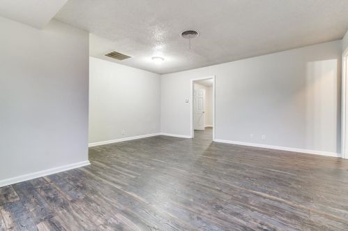 3409 Hatcher St, Fort Worth TX  76119-2021 exterior