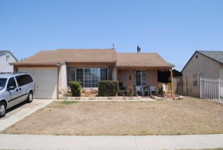 720 Aprilia Ave, Compton, CA 90220-3423