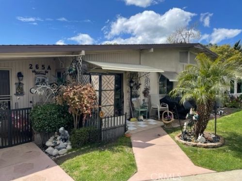 1621 Interlachen Rd, Seal Beach, CA 90740-4276