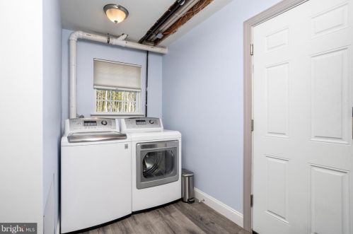 80 Clearview Ave, Trenton NJ  08619-1216 exterior