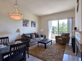 1263 Lakeside Dr, Sunnyvale CA  94085-1030 exterior