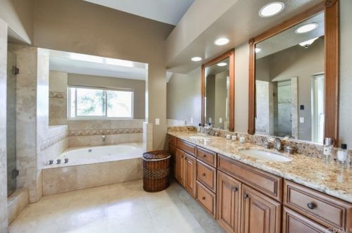51 Sunlight, Irvine CA  92603-3740 exterior