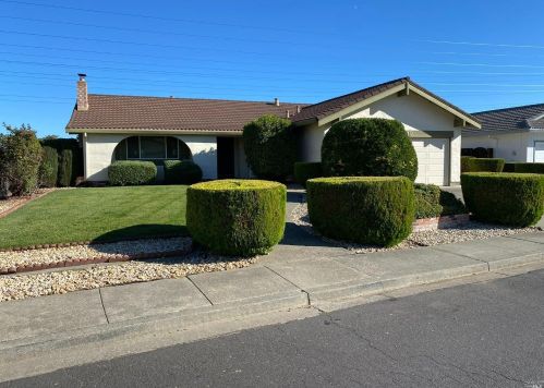 512 Florence Dr, Vacaville, CA 95688-2009