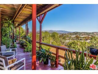 2500 Lake View Ave, Los Angeles CA  90039-4021 exterior