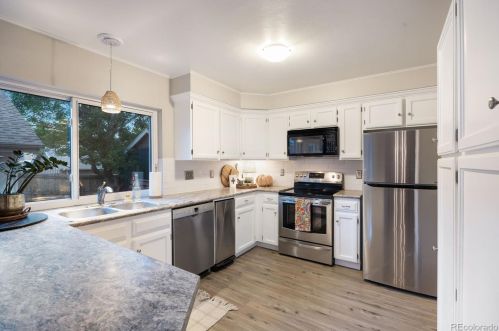 7571 Rosemary Cir, Englewood CO 80112-6419 exterior