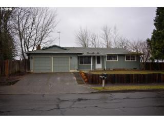 3185 5th St, Damascus, OR 97030