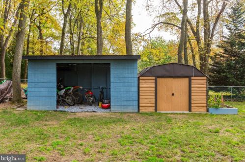 15009 Snowden Dr, Silver Spring MD 20905-5663 exterior