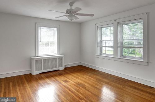 104 Treaty Elm Ln, Tavistock NJ 08033-3413 exterior