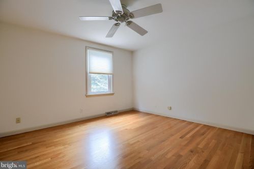 1455 Country Club Dr, Lancaster PA  17601-5211 exterior