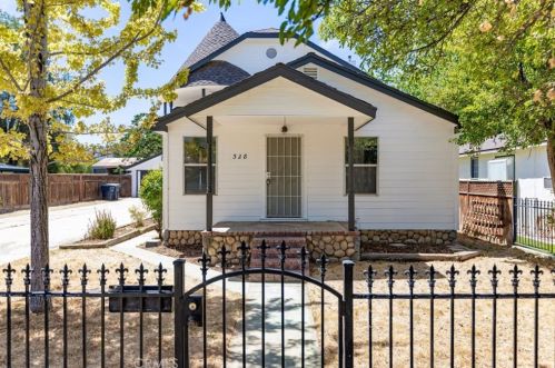328 D St, Tehachapi, CA 93561-0017