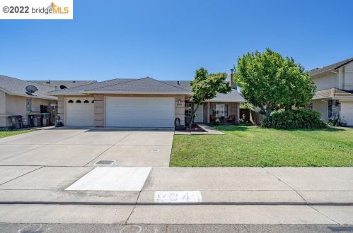 2341 Clipper Ln, Stockton, CA 95204-4729