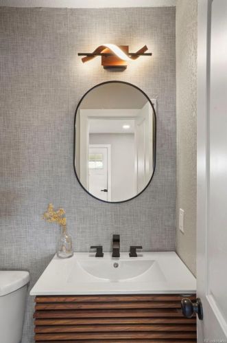 3150 Logan St, Englewood CO  80113-2624 exterior