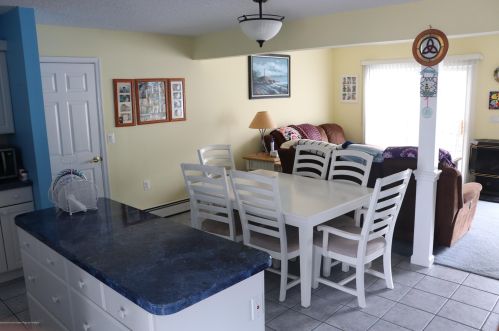 77 Wind Jammer Ct, Berkeley Township, NJ 08721-1412