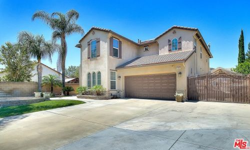 13004 Cambridge Ct, Chino, CA 91710-4553