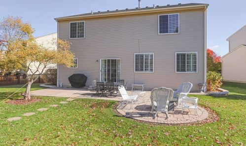 840 Shelter Island Ln, Pingree Grove IL  60140-9163 exterior