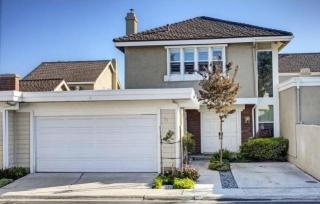 21 Woodland Dr, Irvine CA  92604-4534 exterior