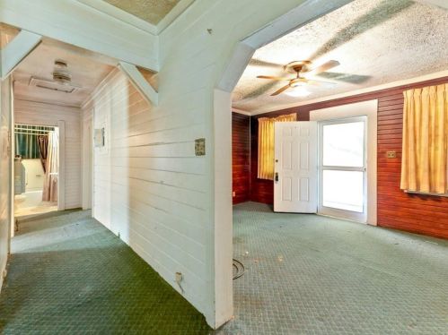 2778 Harlan Dr, Atlanta GA  30344-3761 exterior