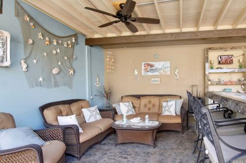 4620 Pine St, Pico Rivera, CA 90660-2262