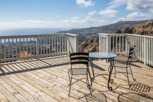 6 Running Brand Rd, Palos Verdes Estates, CA 90274-5019
