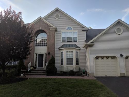23 Lilac Way, Piscataway, NJ 08854-3596