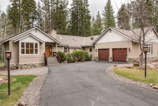 10895 Pine Cone Dr, Truckee CA  96161-3154 exterior