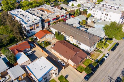 809 Lomita Ave, Glendale CA  91205-1617 exterior