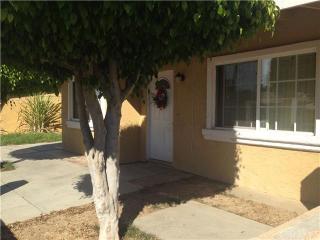 802 Holly St, Oceanside, CA 92058-2720