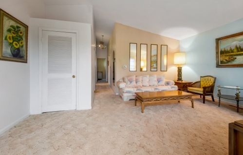 8457 North Ter, Niles IL  60714-2369 exterior