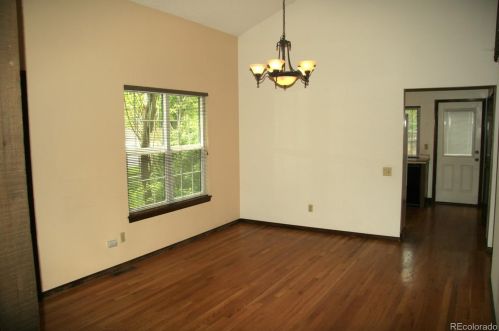 8047 Phillips Cir, Englewood CO 80112-3254 exterior