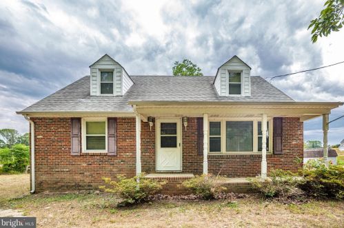 42 Harrell Rd, Fredericksburg, VA 22405-2044