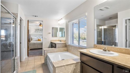 5283 Gramercy Cir, Fairfield CA  94533-6680 exterior