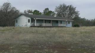 4990 Kristy Ln, Anderson, CA 96007-9130